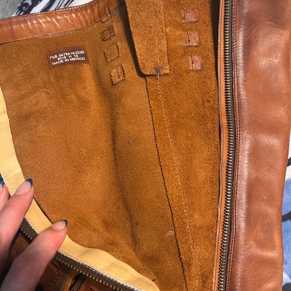 Fry boots - Picture 4 of 5